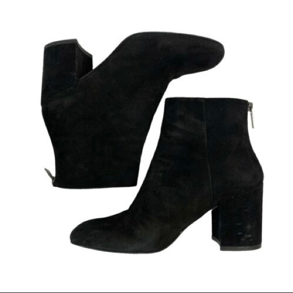 STUART WEITZMAN BACARIV ANKLE BOOTS (8) - Picture 11 of 17